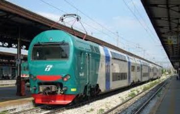 Quel ragazzo senza braccia sul treno dell’indifferenza (fonte: la Repubblica)