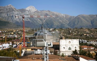 L’Aquila, il centro ha tante gru ma adesso va ripensato