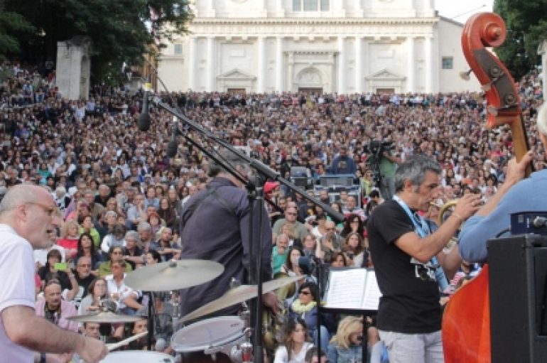 Arriva all’Aquila la carovana del jazz