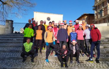 Christmas run, babbi Natale di corsa per L’Aquila