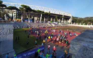 La Corsa di Miguel, a Roma l’abbraccio al poeta desaparecido