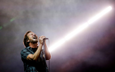 Pearl Jam, rinviato il tour del Nord America