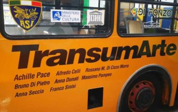 TransumArte, il bus diventa un museo itinerante