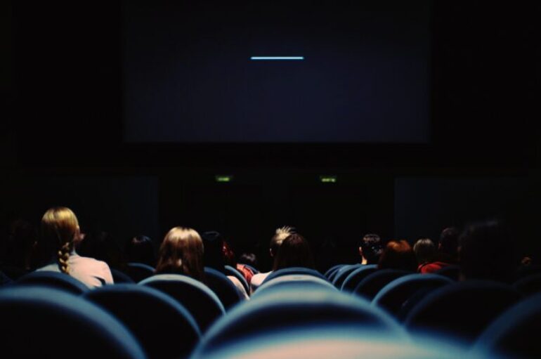 Cinema, la crisi tutta italiana