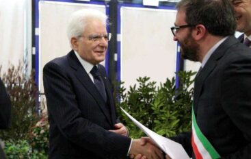 Mattarella: impegno a completare la ricostruzone