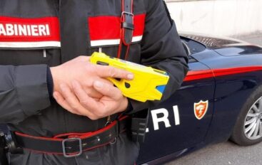 Fermato con il taser, muore in ambulanza