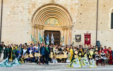 Perdonanza, Corteo della Bolla nel segno di speranza e pace