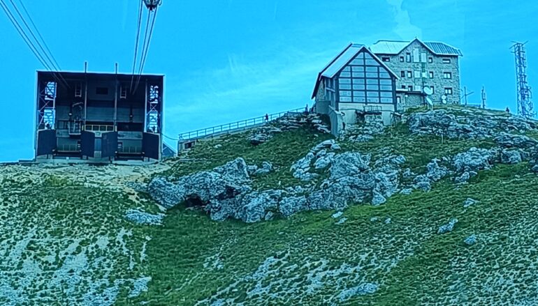 Riapre la funivia del Gran Sasso: “Obiettivi rispettati”