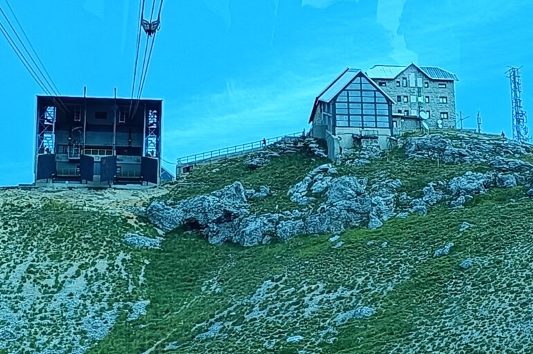 Riapre la funivia del Gran Sasso: “Obiettivi rispettati”