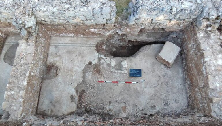 Scavi ad Amiternum, spunta anche la tomba di un neonato