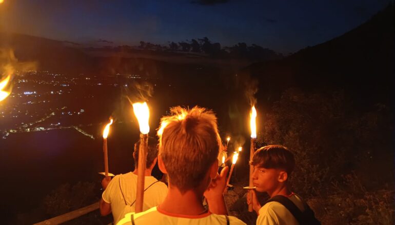 Acceso il Fuoco del Morrone, nel segno della pace