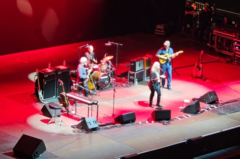 Patti Smith, la voce di Masters of War nella notte di Gaza