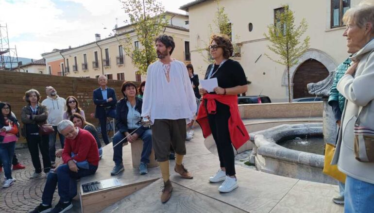 Caravaggio in scena: luci e ombre tra i vicoli dell’Aquila