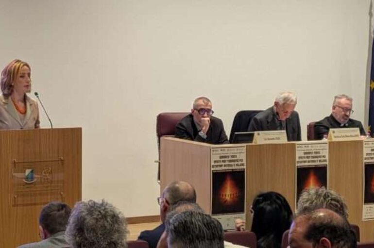 Zuppi a L’Aquila: “Abbiamo ripudiato i conflitti ma continuiamo a farli”