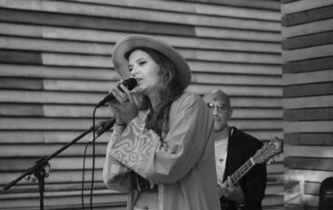 Vlada Shamova tra acquerelli e musica alla Notte Bianca delle Culture