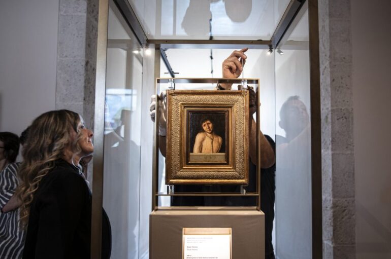 L’Ecce Homo arriva all’Aquila e illumina la capitale della cultura