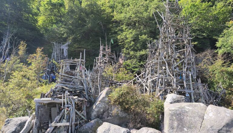 Tra i sentieri di Kullaberg fino a Nimis
