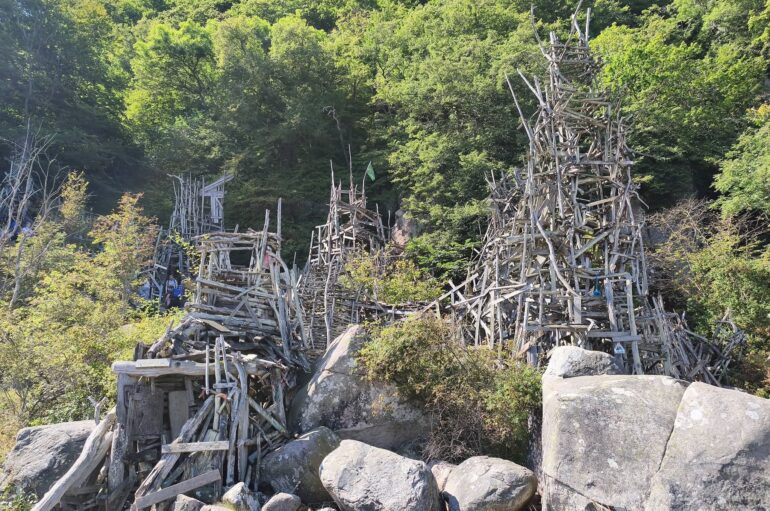 Tra i sentieri di Kullaberg fino a Nimis