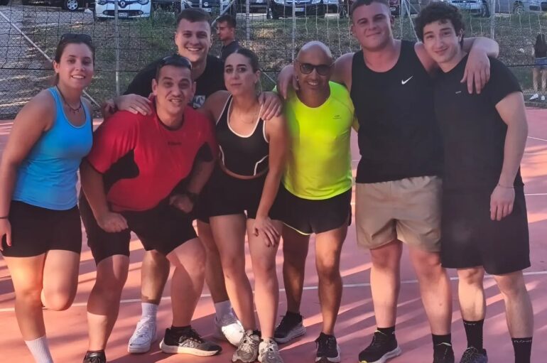 Sorrisi, birra e volley col memorial Gatto Felix a Navelli