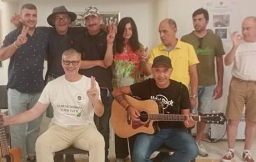 Musicoterapia, da Ivan Graziani a Hendrix, viaggio nel rock al Centro diurno