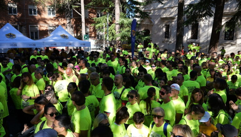 Street Science Running, l’onda gialla tra le salite del centro