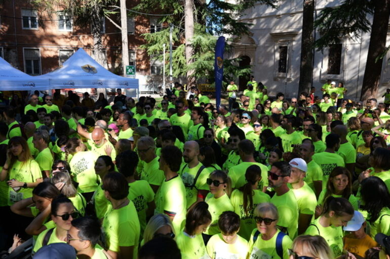Street Science Running, l’onda gialla tra le salite del centro